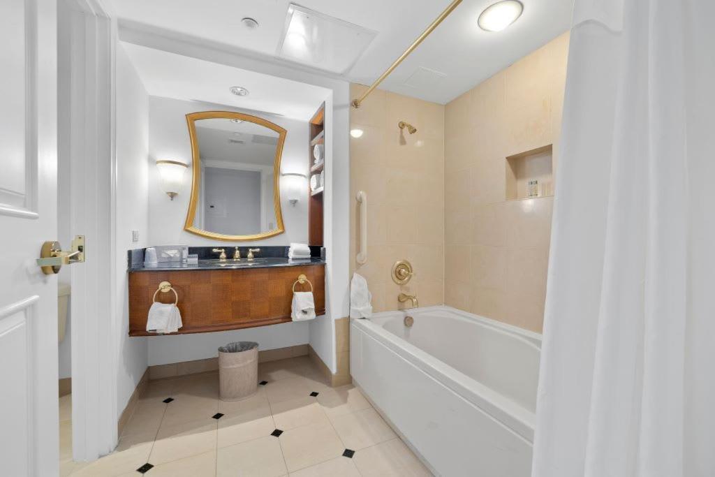 Astonishing Ocean Front Condo Cozysuites At Showboat Atlantic City Exterior foto
