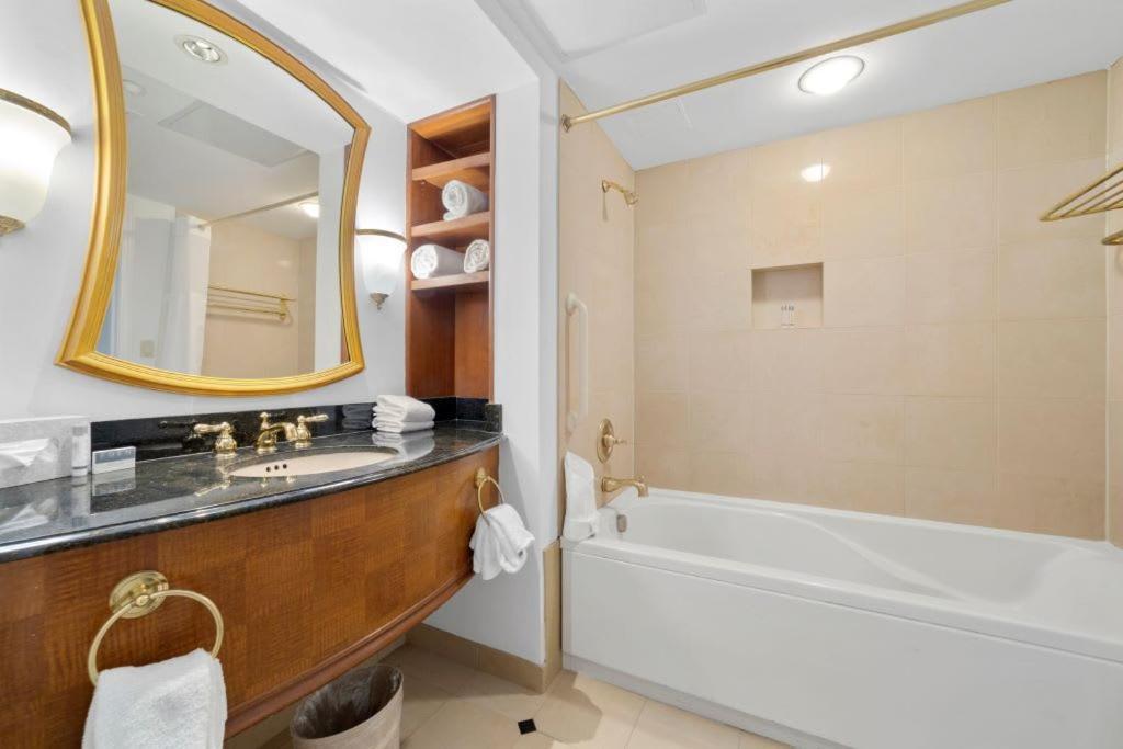 Astonishing Ocean Front Condo Cozysuites At Showboat Atlantic City Exterior foto